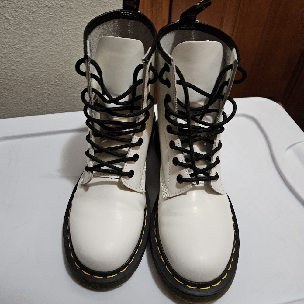 Jadon white dr. Martens